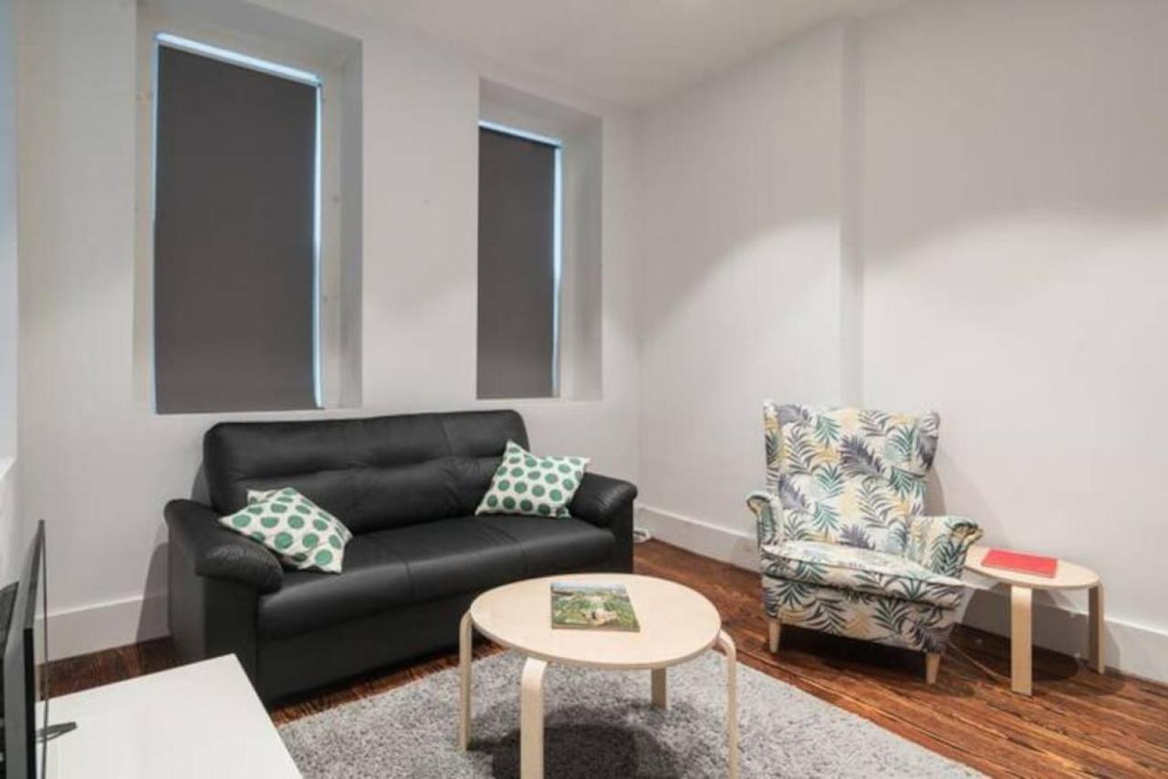 Old Gem 2 Bedroom 1 5 Ba,perfect Location Holiday home Philadelphia